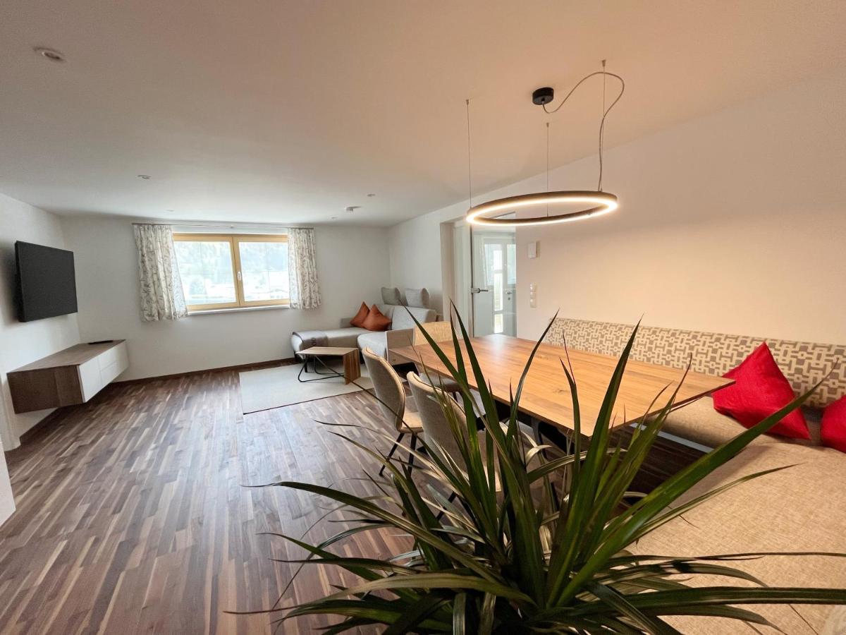 Ferienwohnung Hingucker Tschagguns Ngoại thất bức ảnh